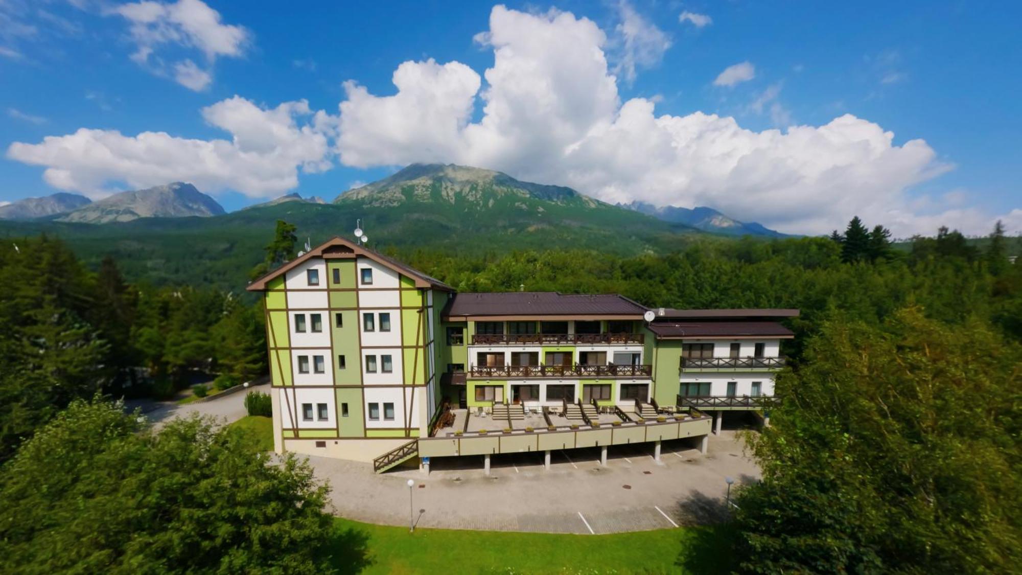 Apartmanovy Dom Familia Smokovec Vysoke Tatry Exterior photo