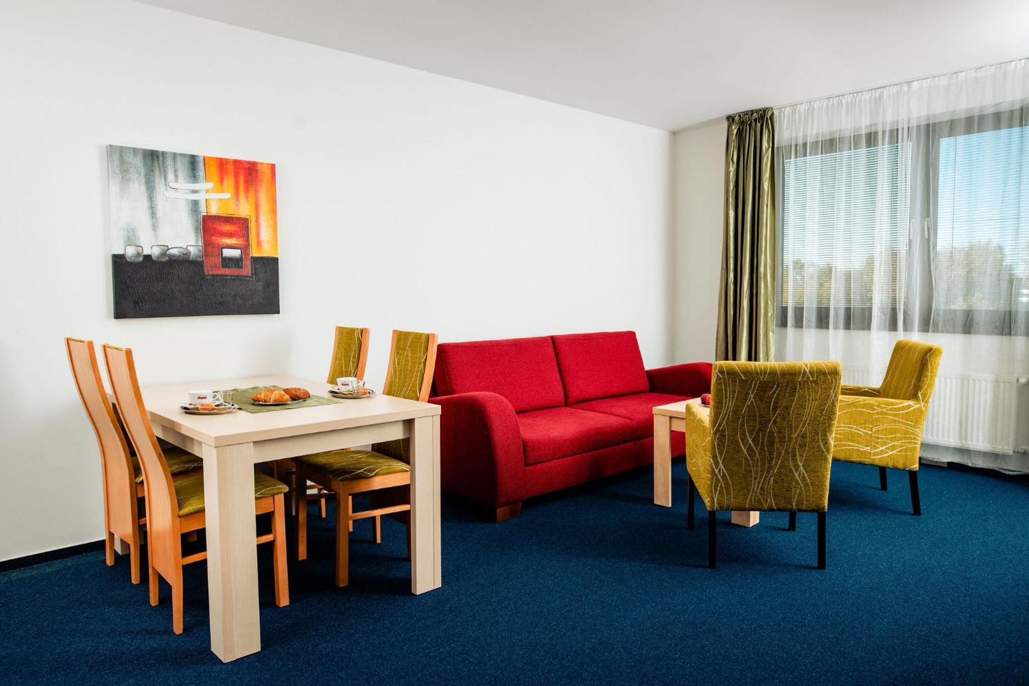 Apartmanovy Dom Familia Smokovec Vysoke Tatry Exterior photo