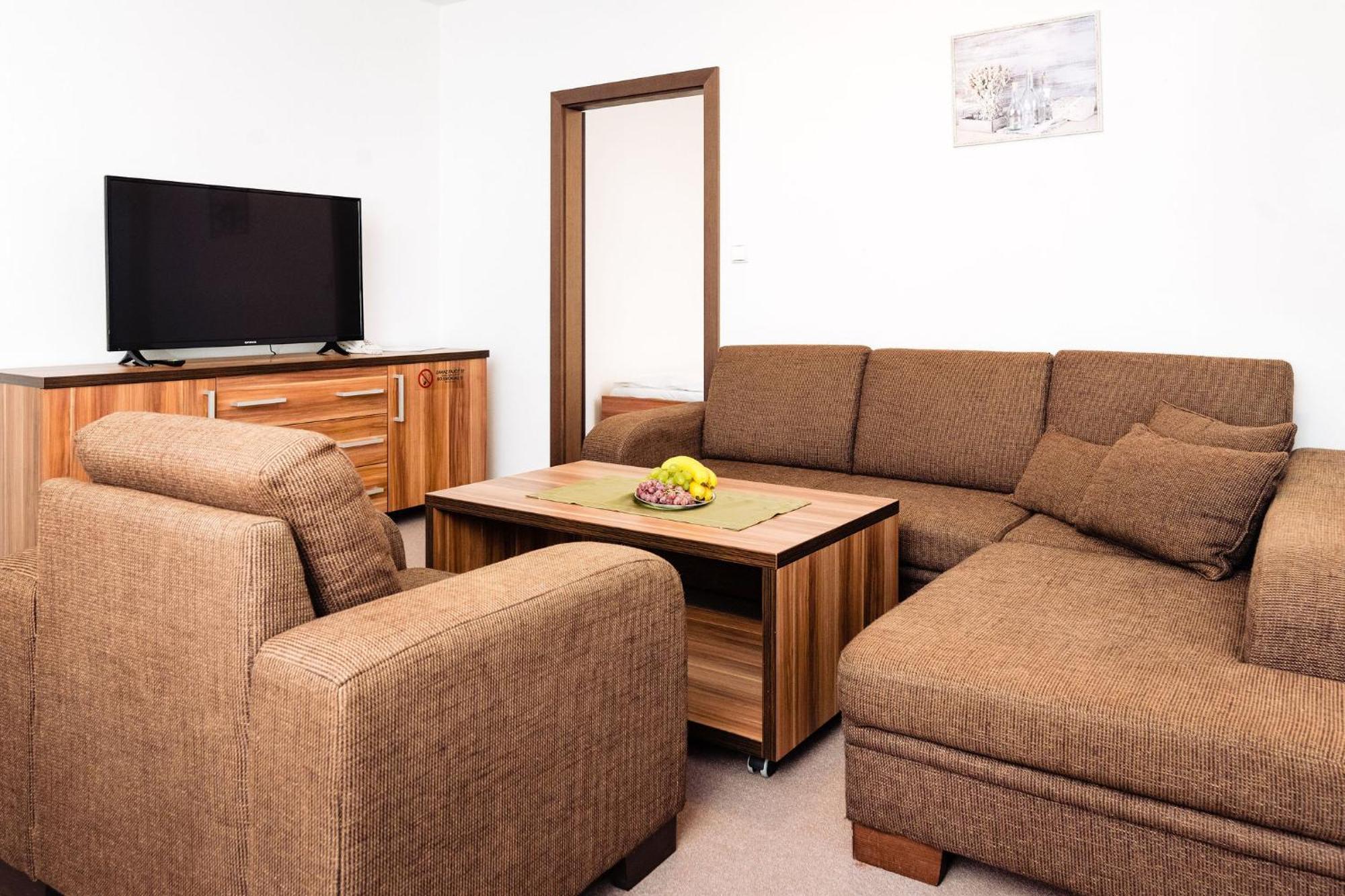 Apartmanovy Dom Familia Smokovec Vysoke Tatry Exterior photo